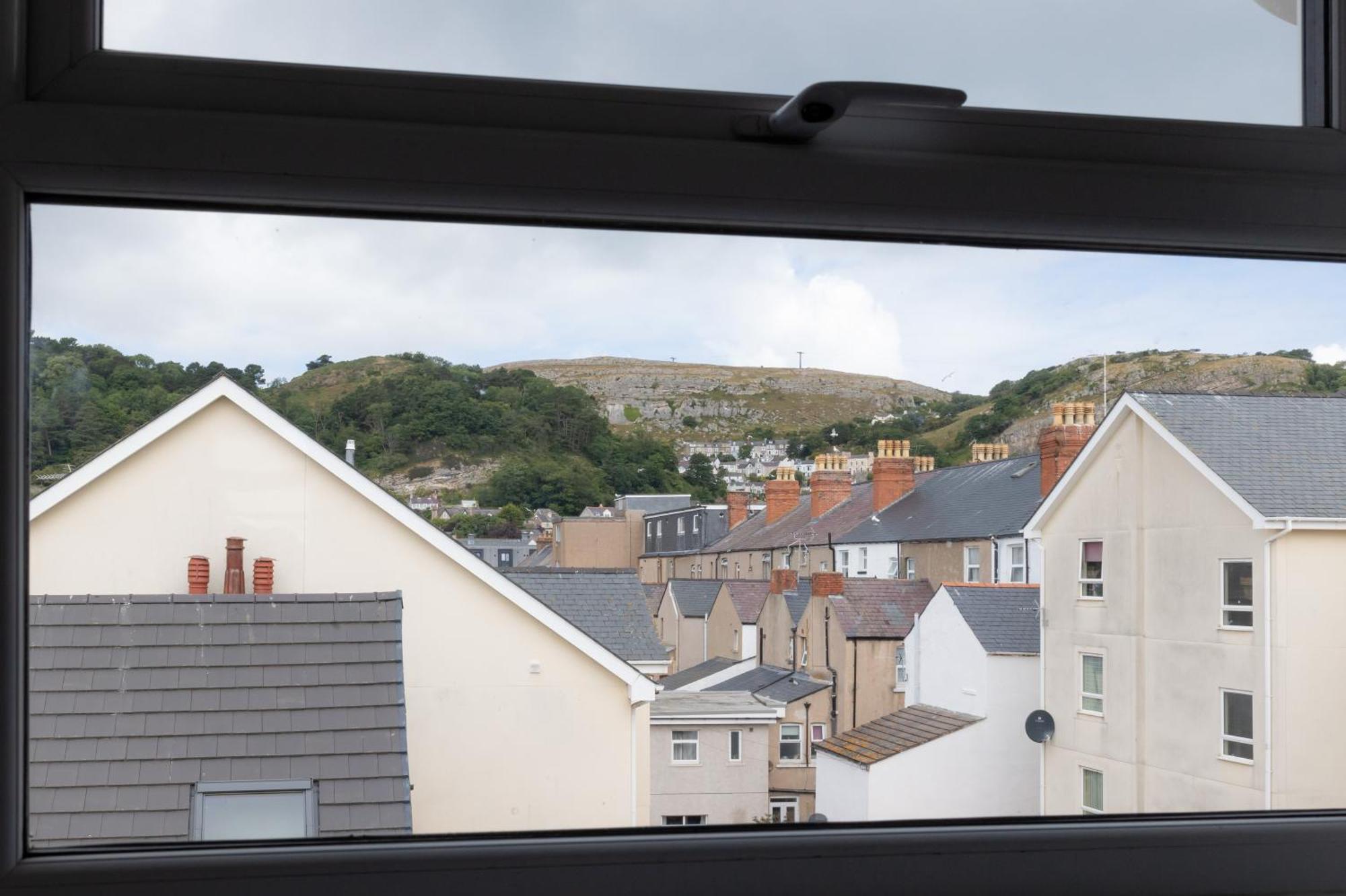 The Cadnant Holiday House Llandudno Eksteriør bilde